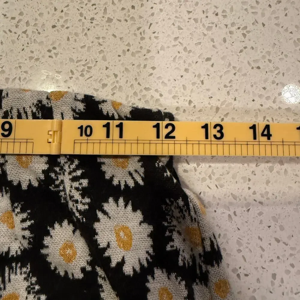 Free People Womens Daisy Print Black Knit Cropped Flare Pants 2 Boho Cottage